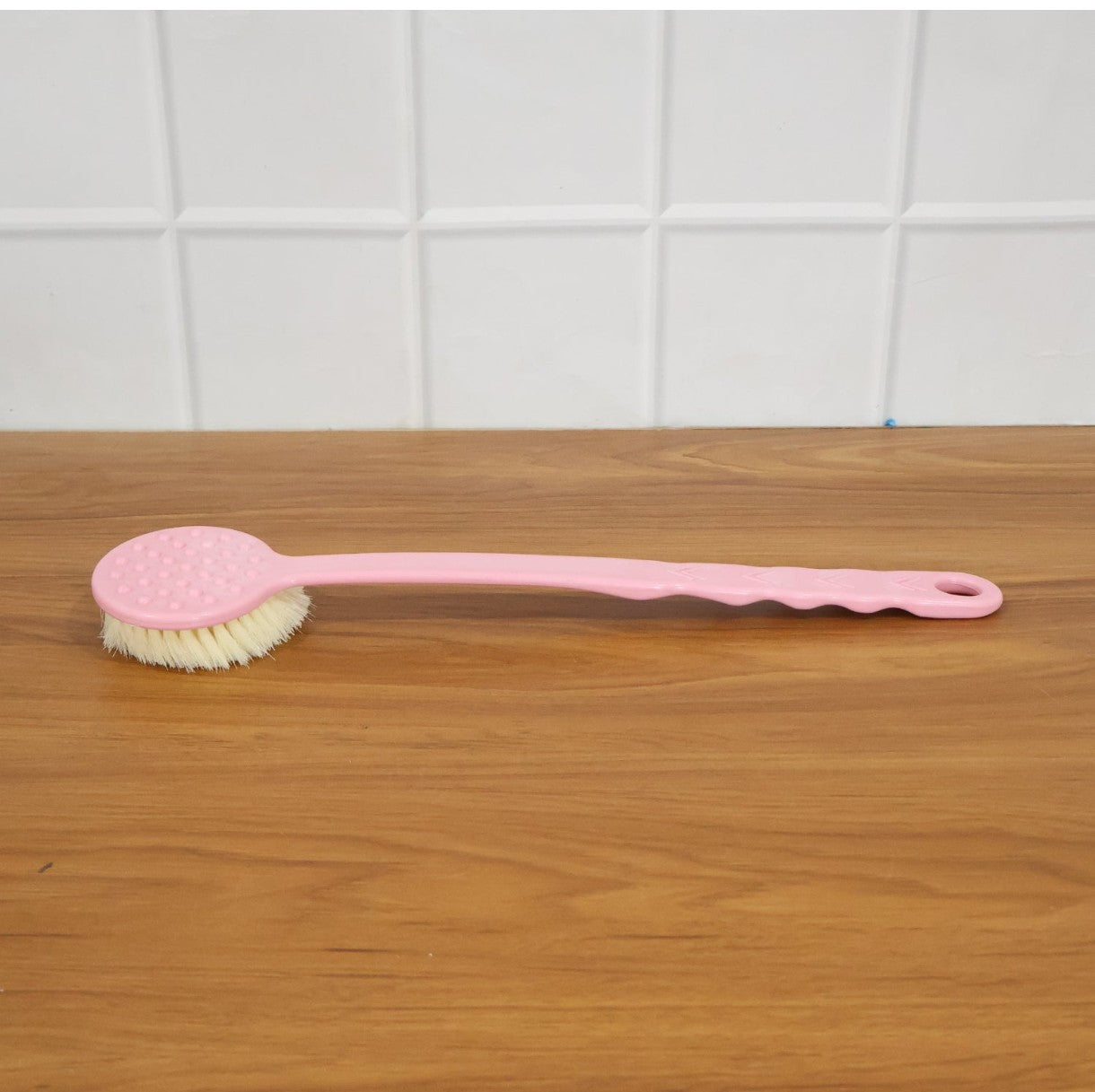 Back Scrubber For Shower Dry Body Brush Back Brush Long Handle (1 Pc B Grade)